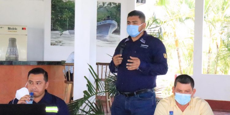 Supervisan reparaciones de rutas afectadas por Eta y Iota en Izabal