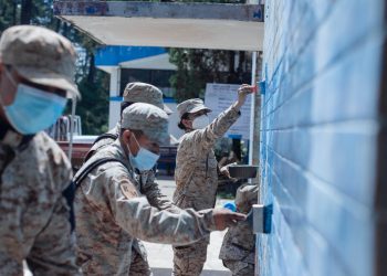 Reservistas militares de Alta Verapaz realizan servicio social