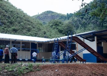 Estudiantes de aldea Chinama recibirán clases en mejores condiciones