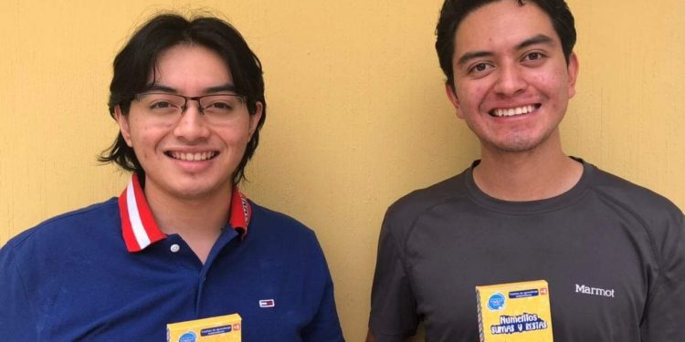 Emprendedores huehuetecos crean juego matemático
