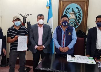 Ejecutarán proyectos de agua potable en Santa Lucía Milpas Altas