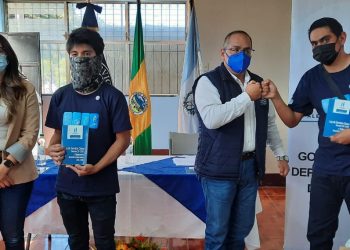 Servidores cívicos comienzan su labor en Sololá
