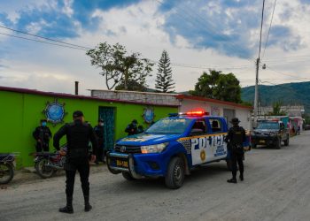 PNC refuerza operativos en Baja Verapaz por aumento de casos de COVID-19