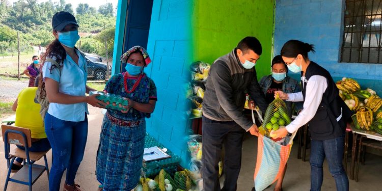 Verifican entrega de alimentación escolar en Baja Verapaz
