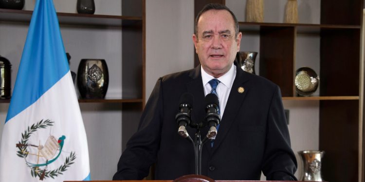 Presidente destaca cooperación centroamericana portuaria para el desarrollo de la región