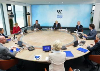 Biden muestra sintonía con Macron y califica a la UE de “dinámica y fuerte”