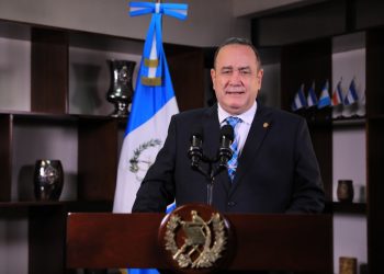 Presidente Giammattei participará en reunión de Sica–España