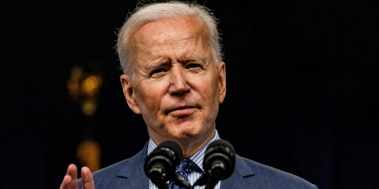 Biden llegará a Europa con ambicioso plan de estímulo y sin retirar aranceles
