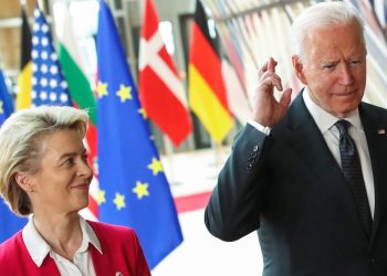 La UE celebra con acuerdo comercial la “vuelta” de EE. UU. a la escena global