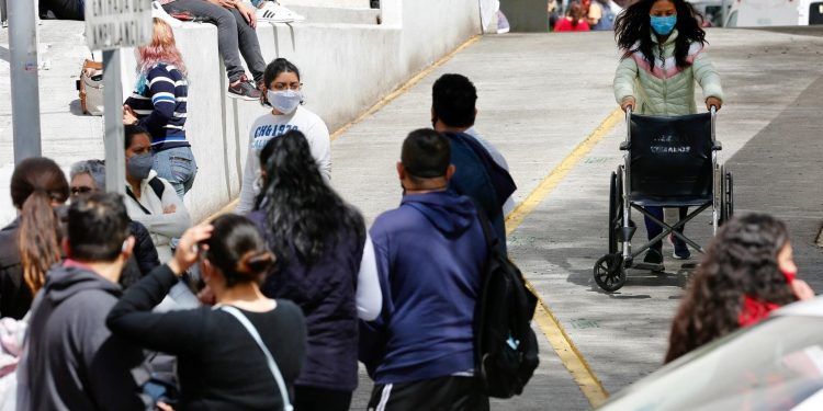 México se enfrenta a repunte de casos de coronavirus, pero con menos letalidad