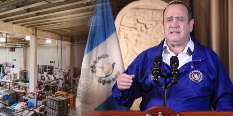 Mandatario invita a empresas extranjeras a invertir en Guatemala