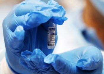 Rusia informa que dos aviones con vacunas llegarán en próximos días a Guatemala