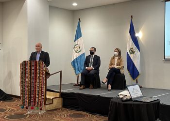 Desarrollan tercera rueda de negocios entre empresarios de turismo de El Salvador y Guatemala