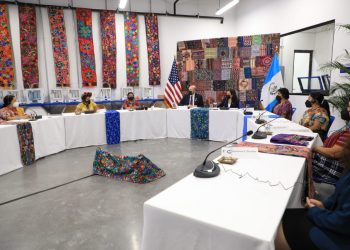 EE. UU. apoyará a Guatemala con 40 millones de dólares para el empoderamiento de las mujeres en la provincia