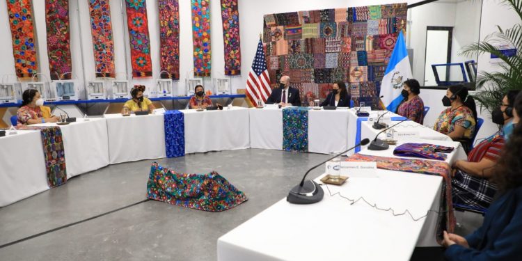 EE. UU. apoyará a Guatemala con 40 millones de dólares para el empoderamiento de las mujeres en la provincia
