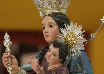 Petén: Restauran imagen de la Virgen de más de 300 años de antigüedad