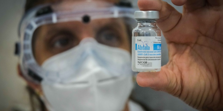 La cubana Abdala se convierte en la primera vacuna latinoamericana