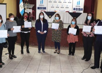 Mineduc impulsa otorgamiento de becas de inglés