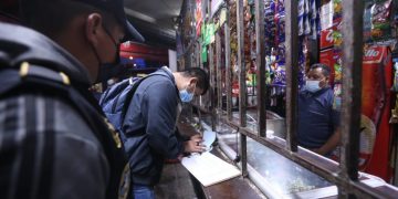 Durante el estado de prevención se verificaron comercios para evitar la venta de bebidas alcohólicas.