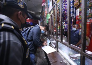 Policía realiza operativos en el primer día del estado de prevención