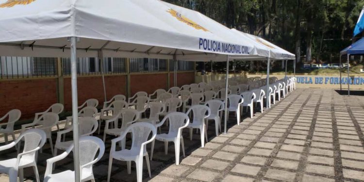 PNC habilitará este jueves centro de vacunación en escuela de oficiales de la zona 6