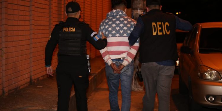 PNC captura a presuntos sicarios e incauta 16 armas de fuego en operativos