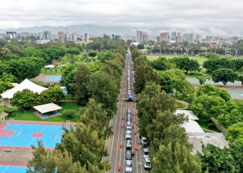 Habilitan puesto de vacunación vehicular en Campo Marte