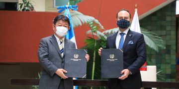 La firma del convenio entre Guatemala y Japón se realizó en las instalaciones de Minex
