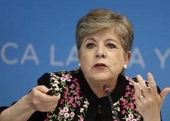 América Latina crecerá 5.2 % en 2021, pero no revertirá los efectos de la pandemia