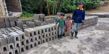 Las familias damnificadas por Eta y Iota recibieron los materiales para la construcción de sus viviendas.
