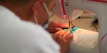 Las mascarillas son elaboradas en los centros de reinserción de la SBS