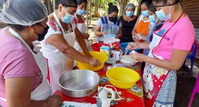 SOSEP ayuda a vecinas de Escuintla a mejorar sus ingresos económicos
