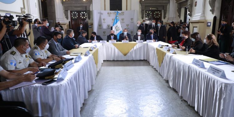 Ministros presentan avances del Plan Nacional de Vacunación contra COVID-19