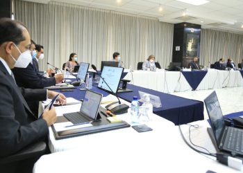 Prevén continuación de dinamismo económico en el país