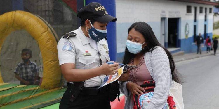 Salud brinda atención médica y sicológica a mujeres víctimas de violencia