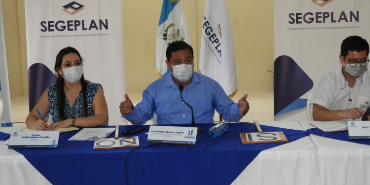 Presentan informe del Hospital de San Benito