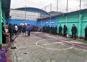 Efectúan requisa en cárcel de Totonicapán