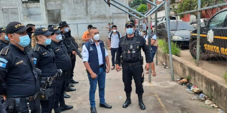 Realizan operativos en ventas de bebidas alcohólicas de Santa Rosa