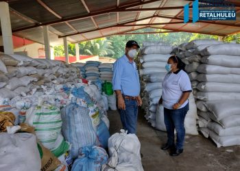 Programa de apoyo alimentario beneficia a vecinos de Retalhuleu