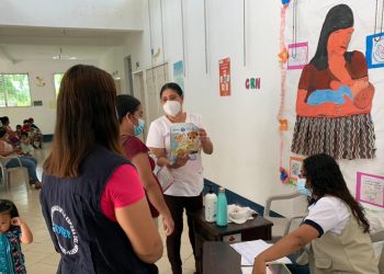 Organizan jornada de salud para beneficiarios de centro infantil de El Estor