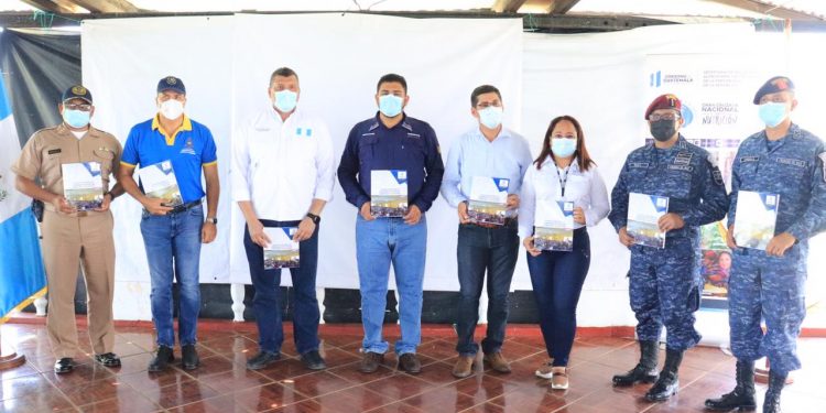 Revisan casos de desnutrición en Izabal