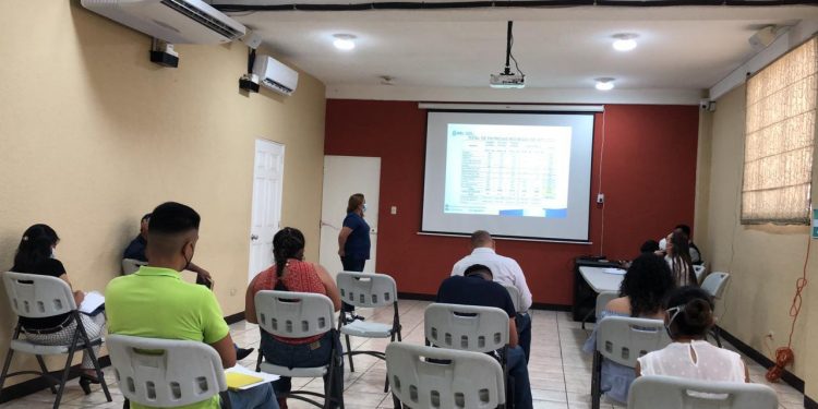 Discuten avances y retos de la seguridad alimentaria de Santa Rosa