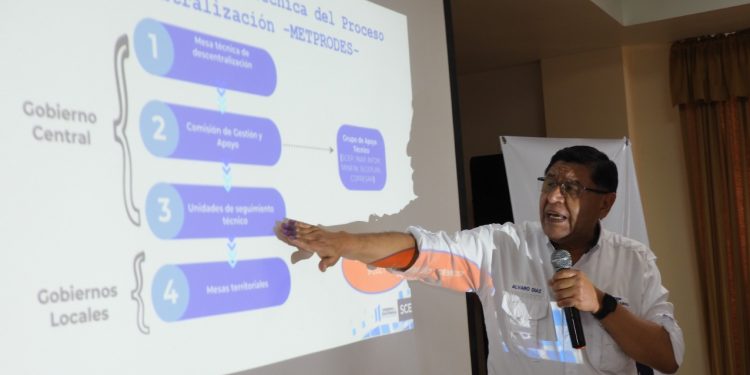 Municipalidades de Petén avanzan en proceso para descentralización de servicios