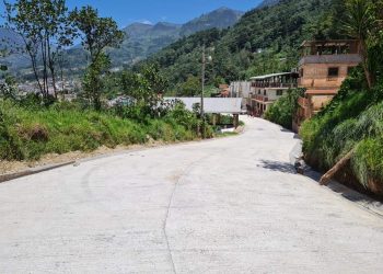 Cantones de Todos Santos Cuchumatán se benefician con mejoramiento de tramo