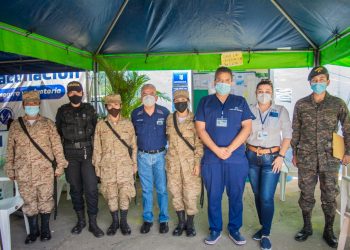 Supervisan centros de vacunación en El Progreso