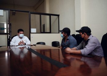 Abordan mantenimiento de carretera en Alta Verapaz