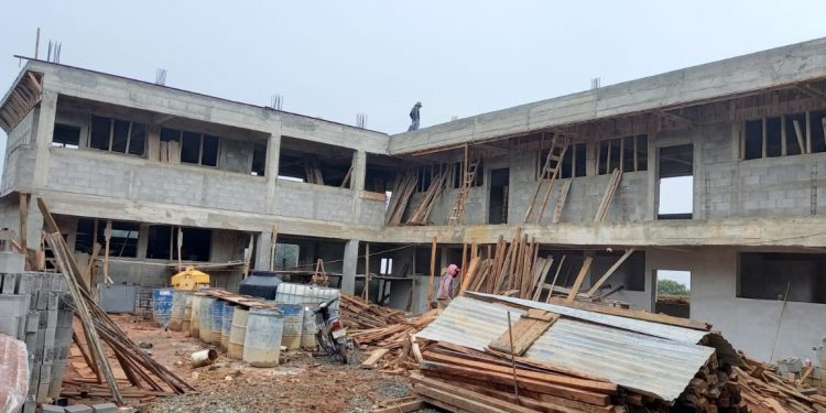 Verifican avance de proyectos de desarrollo en Santa Bárbara y Jacaltenango