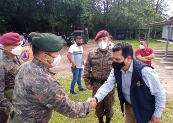 Supervisan centro de vacunación en Jutiapa