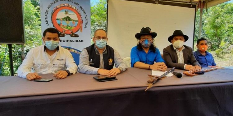 Empieza la construcción de instituto en Santiago Atitlán