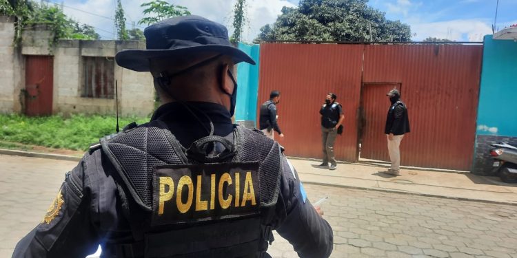 PNC captura a sindicados de trata de personas, violación sexual y explotación laboral